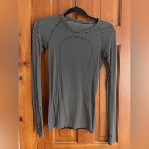 Lululemon Swiftly Tech Long Sleeve